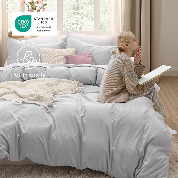 Bedsure Light Grey Duvet Cover Twin/Twin XL Size - 2 Pieces Prewashed Cotton-Like Extra Soft Bedding Set, Includes 1 Twin Duvet Cover 68x90 Inches with Zipper Closure & 1 Pillow Sham, No Comforter