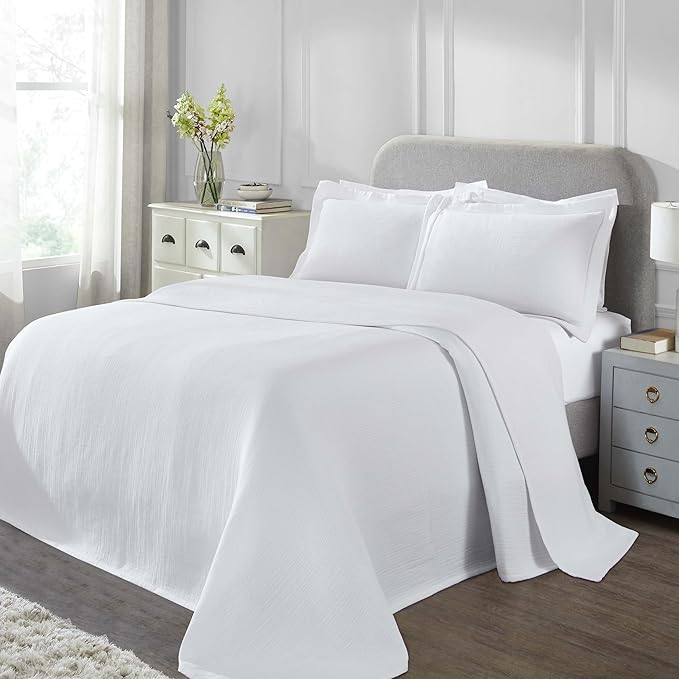 Superior 3 Piece Cotton Reversible Bedspread and Sham Set, Home Bed Decor, Decorative Bed Spread, 2 Pillow Shams, Medium Weight, Matelasse Coverlet Bedding, Valencia Collection, California King, White