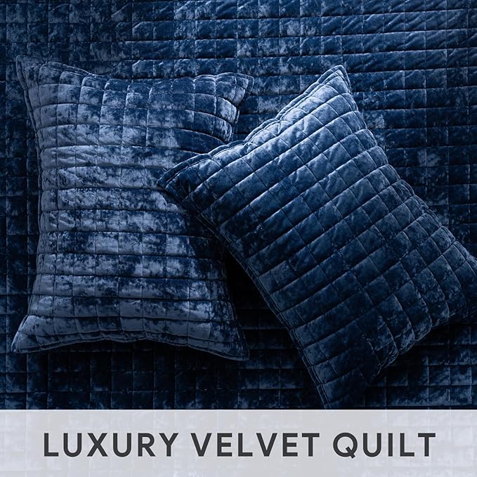 RECYCO Luxury Velvet Quilt Set, California King 118'' x 106'' Oversized Bedspread, Ultra Soft Velvet Comforter, Lightweight Box Stitch Bedding Sets for All Season, with 2 Shams, Navy Blue