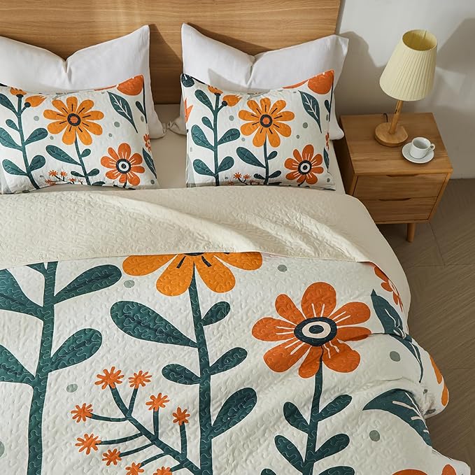 Yogeneg King Quilt Bedding Set,White Orange Botanical Pattern Beige King/Cal King Quilt Set,3 Piece Lightweight Soft Summer Bedspread Coverlet with 2 PIillow Shams,All Season(Beige,110"x96")
