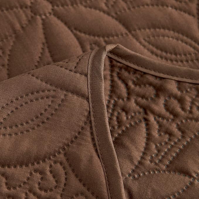 Auemtyn Full/Queen Size Quilt Set 3 Pieces, Soft Lightweight Summer Bedspread, Reversible Microfiber Bed Coverlet for All Seasons, Brown, Floral Pattern (1 Quilt, 2 Pillow Shams)