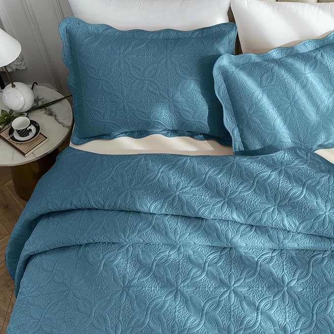 Auemtyn Full/Queen Size Quilt Set 3 Pieces, Soft Lightweight Summer Bedspread, Reversible Microfiber Bed Coverlet for All Seasons, Spa Blue, Floral Pattern (1 Quilt, 2 Pillow Shams)