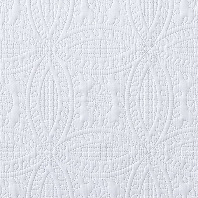 Chezmoi Collection 3 Piece 118 by 106" Austin Oversized Bedspread Coverlet Set, King, White