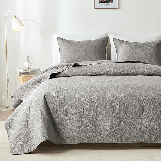 akkialla Queen Quilt Bedding Set,Grey Ultrasonic Full/Queen Quilt Set,Lightweight Soft Bedspread Coverlet,Modern Style Coin Pattern Bed Cover for All Seasons,3 Piece(1 Quilt,2 Pillow Shams)