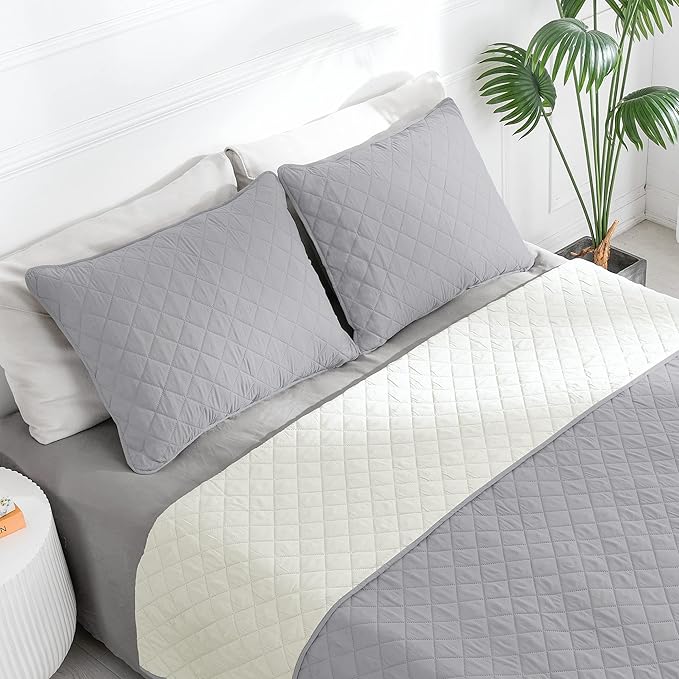 Easy-Going Full/Queen Size Reversible Quilt Set with 1 Quilt and 2 Pillow Shams, Soft Bed Quilt Cover, Water Resistant Lightweight Microfiber Bedspread, Stain Resistant, Light Gray/Ivory