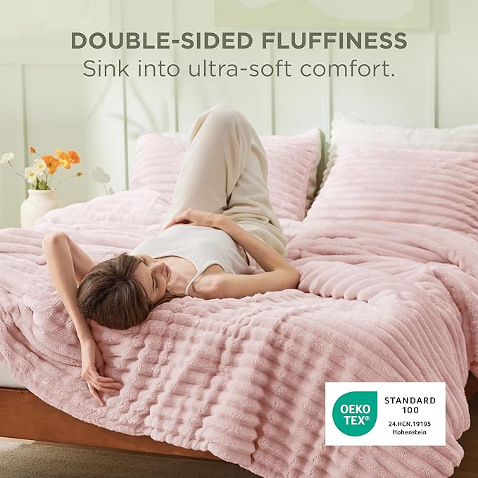 Bedsure Twin/Twin XL Comforter Set - GentleSoft™ 2 Pieces Fluffy Double-Side Fleece Comforter Set, Cozy Striped Room Decor Aesthetic, Luxury Pink Twin Bedding with 1 Pillowcase, 68x88 Inches