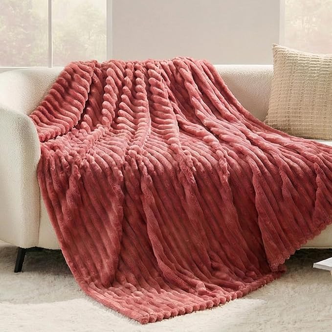 Rose Red Fleece Queen Size Blanket for Bed, Super Soft Cozy Blanket for Home Decor, Perfect Cozy Gifts for Women Men Gifts, Lightweight All Season Bed Blanket, 90x90 Inches