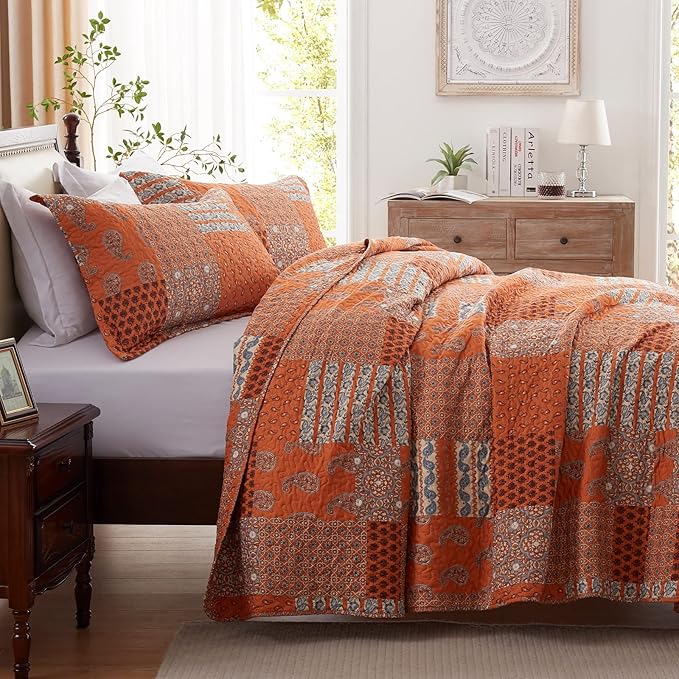 LEAONME Quilt Set Full/Queen Size 3 Piece Bedspread Coverlet Lightweight Comforter Microfiber Bedding Set All Season Oversized 90x98 Inch Bed Cover Paisley Burnt Orange/Rust(1 Quilt,2 Pillow Shams)