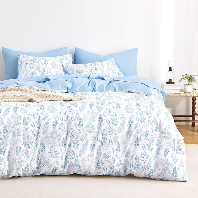 Wake In Cloud - Floral Duvet Cover Set, Botanical Vintage Flower Coquette Cottagecore Aesthetic for Women Teen Girls, Soft Lightweight Bedding, 3-Piece, Blue, Queen Size