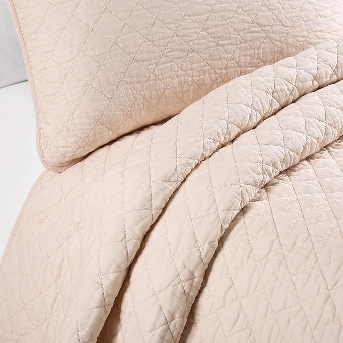 Lush Decor Ava Quilt Diamond Pattern Solid 3 Piece Oversized Bedding Blanket Bedspread Set - King - Blush
