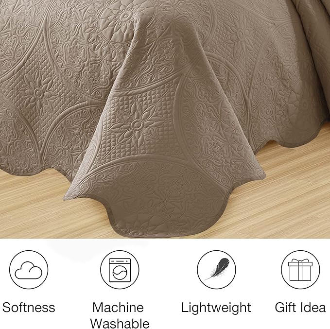 MOONLIGHT20015 10 Pack Twin Quilt Bedding Set (68" x 86") - Bulk Wholesale for Hotels, Guest Bedroom & Airbnbs - Lightweight Microfiber Reversible Floral Embossed Quilts Bedspreads (Beige)