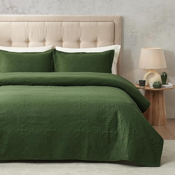 Hansleep Olive Green Quilt Queen Size - Baroque Ultrasonic All Season Bedspread Queen, Soft Lightweight Coverlet Bedding Set, 3 Pieces (1 Quilt, 2 Pillow Shams)