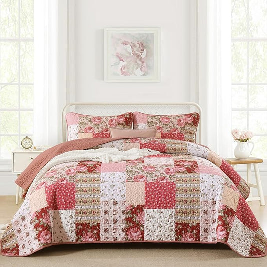 Anibedding 3Pieces Patchwork Quilts King Size, Bohemian Red Flower Plaid Bedspreads with Double Pillowcases for All Season