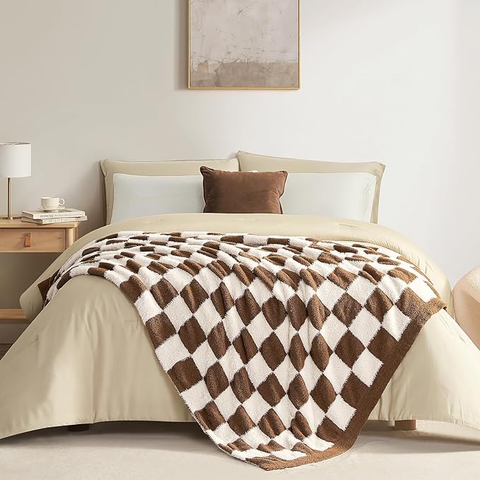 Snuggle Sac Brown Checkered Throw Blanket Faux Fur Microfiber Blankets for Couch,Cozy Soft Warm Blanket for Sofa Bedroom Living Room,Brown Checker,60x80 inches