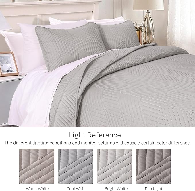 Exclusivo Mezcla Ultrasonic Full Queen Quilt Bedding Set, Lightweight Light Grey Bedspreads Soft Modern Geometric Coverlet Set for All Seasons (1 Quilt and 2 Pillow Shams)