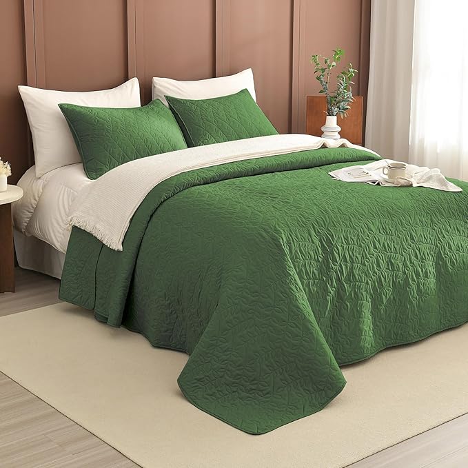 Lady Ann Olive Green Oversized Queen Bedspread 100x106, 3 Pcs Leaves Pattern Printed Oversized Queen Quilt Set for Extra Large Bed, Lightweight & Soft Farmhouse Bedspreads & Coverlets
