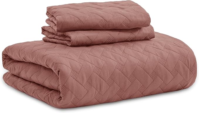 Bedsure Quilts King Size - Lightweight Bedspreads King Size with Basket Weave Pattern, Soft Quilt Bedding, Grayish Pink Comforter Coverlet for All Seasons (106" x 96")