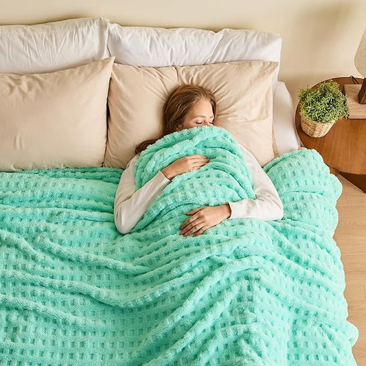 NEWCOSPLAY Super Soft King Blanket Aqua Premium Silky Flannel Fleece 3D Waffle Checkered Lightweight Bed Blanket All Season Use (Aqua, King(90"x110"))