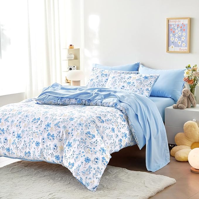 Wake In Cloud - Floral Bedding Set for Girls, Cute Colorful Botanical Flowers Patterned Soft Lightweight Comforter Set with Sheets, 7 Pieces Kids Bed in a Bag, Blue White, Full Size