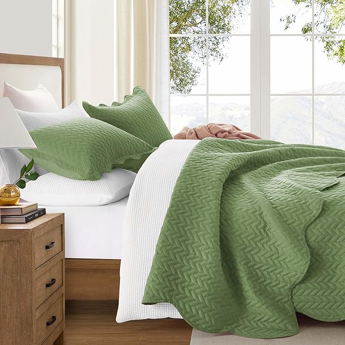 IR Imperial Rooms California King Quilt Bedding Set Size (118"x106") + 2 Pillow Shams (20" x 36"+ 2") - 3 Pcs All Season Reversible Microfiber Coverlet Embossed Quilt Bedspread (Olive Green)