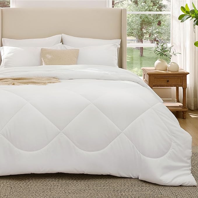 Bedsure 7 Pieces King Comforter Set Premium Series, Hotel Luxury Soft Bed in a Bag, Goose Down Alternative, Safe for Sensitive Skin Bedding Comforter All Season Medium Warmth, White Wavy Quilted