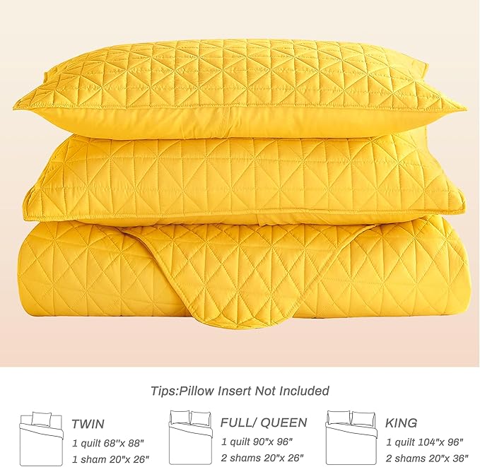 Exclusivo Mezcla Quilts King Size Bedding Set with Stitched Grid Pattern, Lightweight Summer Yellow Bedspreads Coverlets Bed Cover for All Seasons (1 Quilt and 2 Pillow Shams)