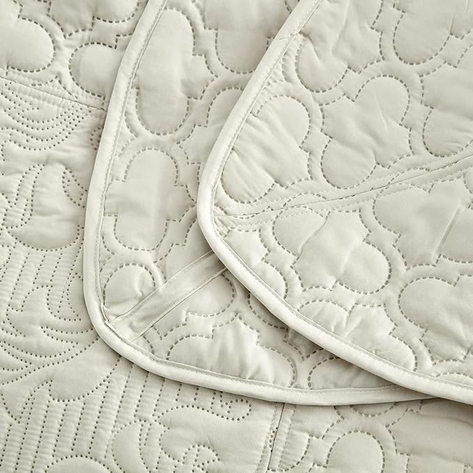 CHIXIN Bedspread Coverlet Quilt Set Full Size - Lightweight Bedding Cover - Ultrasonic Quilting - 5 Piece Reversible Bedspread - Elegant Damask Paisley Pattern (Full, Ivory)