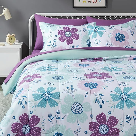 Amazon Basics 7-Piece Microfiber Kid's Comforter Bed-in-a-Bag Bedding Set with Sheets, Full/Queen, Bluish Flowers