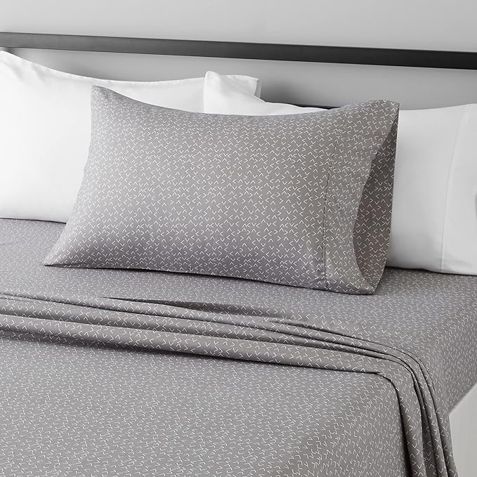 Amazon Basics Lightweight Breathable Brushed Microfiber Wrinkle Resistant 3-Piece Bed Sheet Set with 14-Inch Deep Pockets, Twin, Gray Arrows, Printed