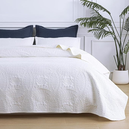 SheRest Queen Quilt Bedding Set - White Soft Breathable Bed Quilts, Modern Style Embossed Bedspreads, Lightweight Microfiber Reversible Coverlet for All Seasons-3 Pieces (1 Quilt,2 Pillow Shams)