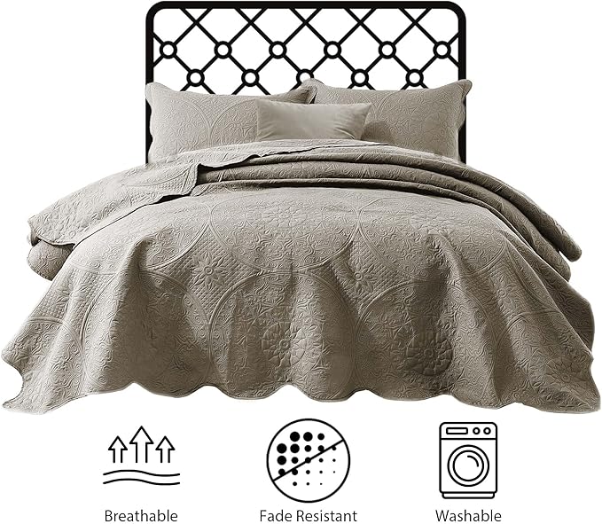 IR Imperial Rooms 10 Pack Queen Quilt Bedding Set (90" x 96") - Bulk Wholesale for Hotels, Guest Bedroom & Airbnbs - Lightweight Microfiber Reversible Floral Embossed Quilts Bedspreads (Beige)