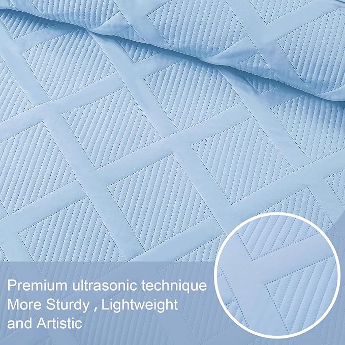 Exclusivo Mezcla Twin Size Quilt Set with Modern Striped Pattern, 2 Pieces Lightweight Sky Blue Quilts Bedding Set, Soft Bedspreads Coverlets for All Seasons