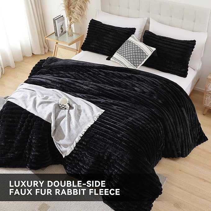 Smoofy Fluffy Full Size Comforter Sets 3 Pieces - Black Fleece Fluffy Comforter Set, Luxury Fuzzy Full Bed Set, Soft Comforter Full Size All Season, Heavy Faux Fur Comforter with 2 Pillow Cases