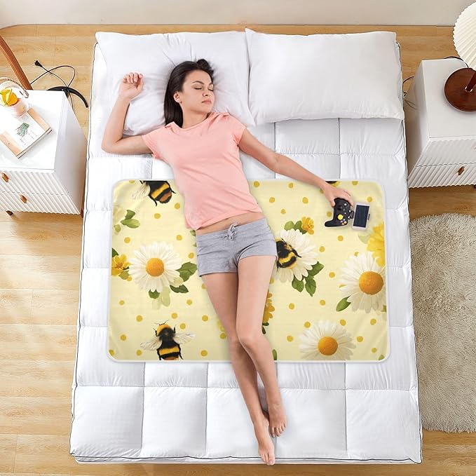 Waterproof Bed Pad Reusable Changing Pad Toddler Mattress Protector Large Pee Pad Baby Diaper Pad Soft Washable Liner Yellow Dotty Bee and Daisy