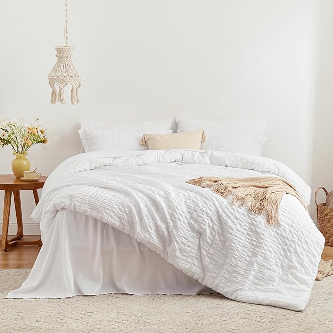 Love's cabin Seersucker White Queen Comforter Set, 7-Piece All Season Lightweight Bed in a Bag Bedding Set with Comforter, Flat Sheet, Fitted Sheet, Pillowcases and Shams | Soft, Breathable, Lightweight