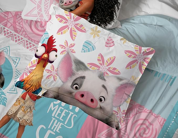 Jay Franco Disney Moana Full Comforter Set â€“ Tropical Patchwork 7 Piece Bedding Features Pua and HEI HEI -Includes Sheet Set & Pillow Covers - Super Soft Kids Microfiber Bed Set