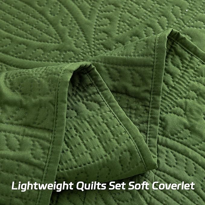 SheRest Queen Quilt Bedding Set - Soft Breathable Bed Quilts, Modern Style Embossed Bedspreads, Lightweight Microfiber Reversible Coverlet for All Seasons, Green, 3 Pieces (1 Quilt,2 Pillow Shams)