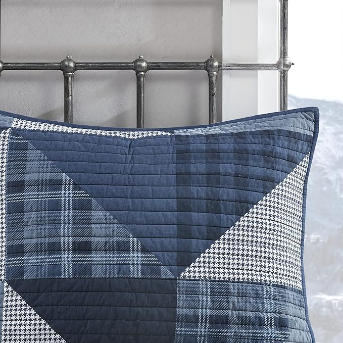 Woolrich Reversible Quilt Set - Cottage Styling Reversed to Solid Color, All Season Lightweight Coverlet, Cozy Bedding Layer, Matching Shams, Oversized King/Cal King, Olsen Geometric Blue