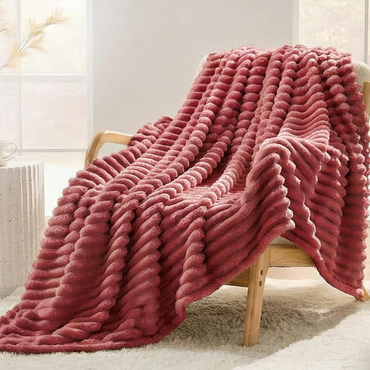 Rose Red Fleece Throw Blanket for Couch, Super Soft Cozy Blanket for Home Decor, Perfect Cozy Gifts for Women Men Gifts, Lightweight All Season Couch Blanket, 50x60 Inches