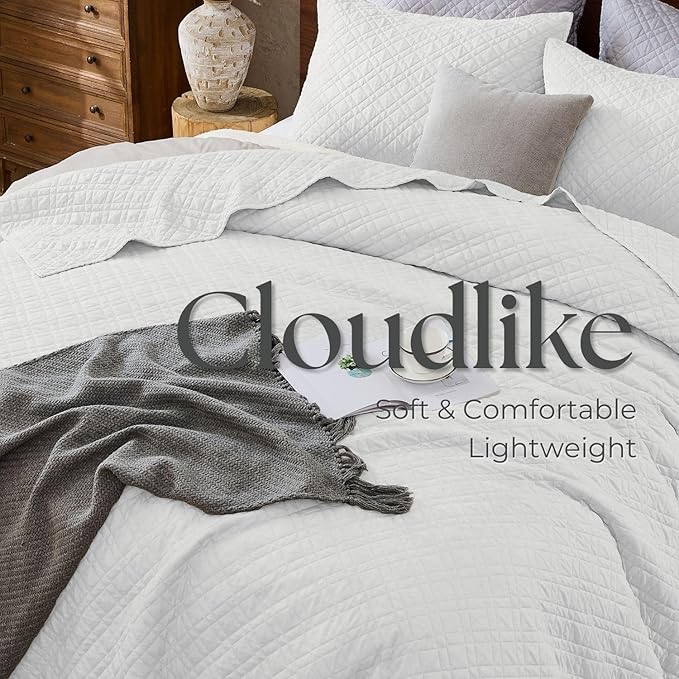 DOWN HOME Twin Quilt Set with Sham Lightweight Quilted Bedspread Coverlet Thin Comforter Bed Cover Vintage Washed Quilted Blanket for All Season, Brushed Microfiber Diamond Stitching, White, 66"x92"