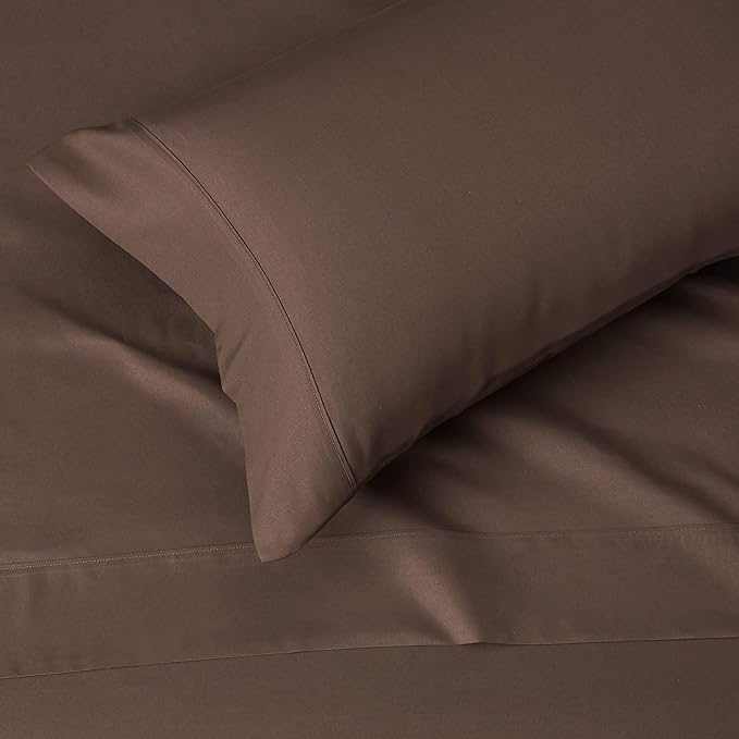 Amazon Basics Lightweight Super Soft Easy Care Wrinkle Free Microfiber 3 Piece Bed Sheet Set with 14-Inch Deep Pockets, Twin, Chocolate, Solid