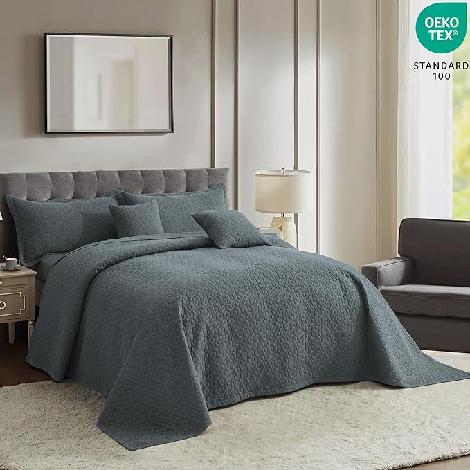 Oversized King Bedspread 128x120 Extra Wide, Modern & Contemporary Look, Lightweight Bedding Cover, Reversible, 5 Piece, 100% Microfiber, Silver Grey