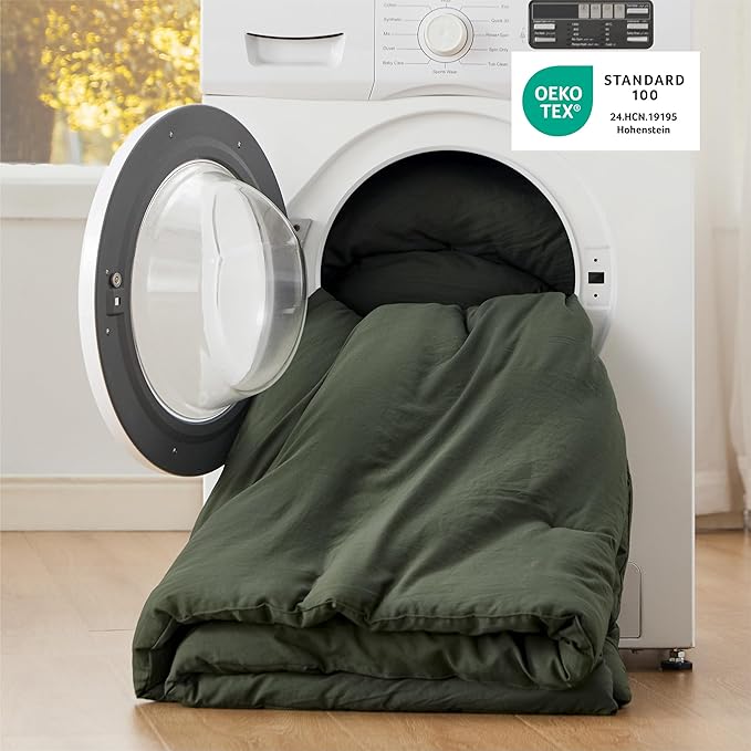Bedsure King Comforter Set, Dark Green Soft Prewashed Bedding for All Seasons, 3 Pieces GentleSoft™ Bed Set, 1 Lightweight Comforter (104"x90") and 2 Pillowcases (20"x36")