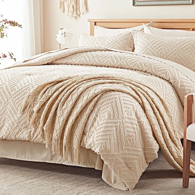 Zzlpp Queen Comforter Set 7 Pieces, Beige Bed in a Bag Queen Size, Tufted Boho Bedding Set with 1 Comforter, 2 Pillow Shams, 2 Pillowcases, 1 Flat Sheet, 1 Fitted Sheet