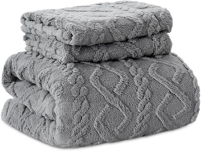 Bedsure Fluffy Flannel Duvet Cover Set - Faux Fur Comforter Cover Queen Size, Gray Warm Plush Bedding for Winter, 3-Piece Set with Zipper Closure (90"x90") and 2 Pillow Shams