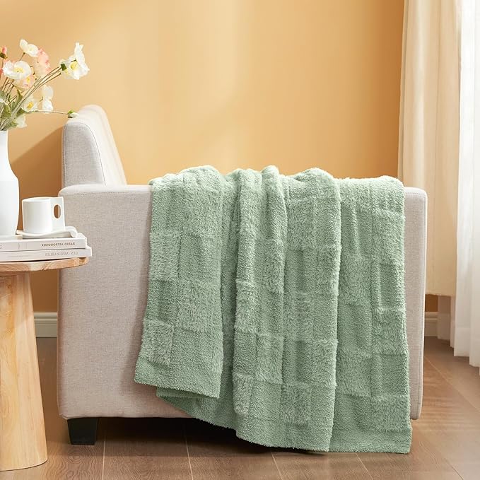 Snuggle Sac Faux Fur Checkered Blanket Twin Size with Soft Knitted Microfiber,Cozy Soft Warm Blanket for Sofa Bedroom Living Room,Solid Sage Green,60x80 inches