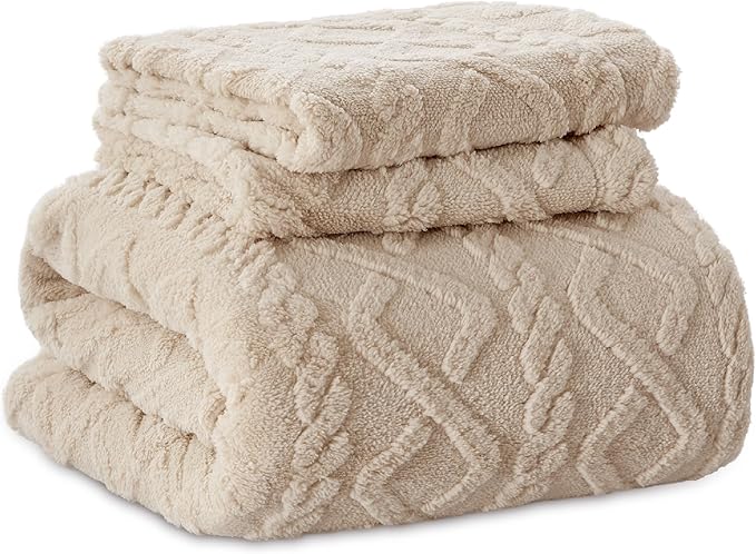 Bedsure Fluffy Flannel Duvet Cover Set - Faux Fur Comforter Cover Queen Size, Deep Beige Warm Plush Bedding for Winter, 3-Piece Set with Zipper Closure (90"x90") and 2 Pillow Shams