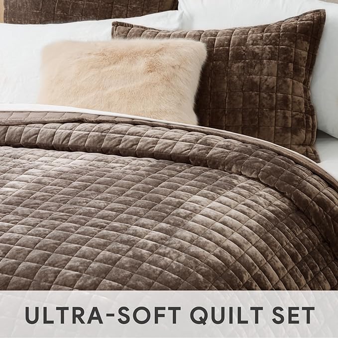 RECYCO Luxury Velvet Quilt Set, California King 118'' x 106'' Oversized Bedspread, Ultra Soft Velvet Comforter, Lightweight Box Stitch Bedding Sets for All Season, with 2 Shams, Walnut Brown