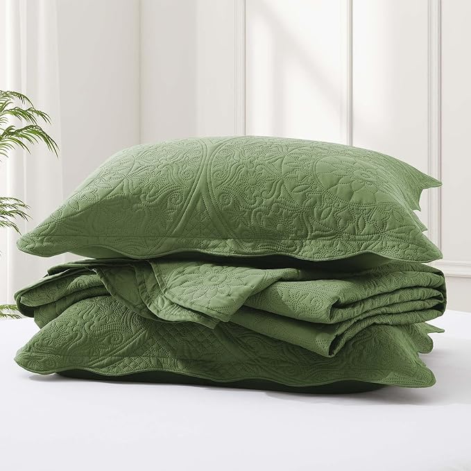 MOONLIGHT20015 Twin Quilt Bedding Set Size (66" x 86 ") + 1 Pillow Sham (20" x 26" + 2") - 2 Pcs All Season Lightweight Reversible Microfiber Coverlet Floral Embossed Bedspread (Olive Green)