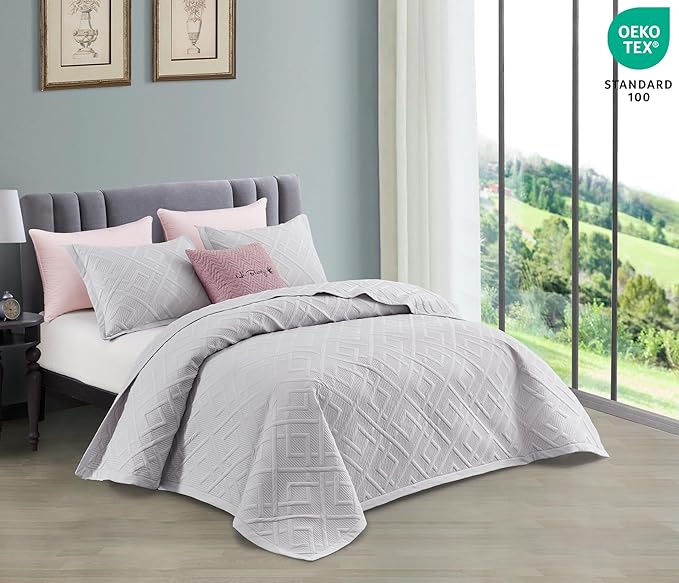 CHIXIN Quilt Twin Size - Geometric Pattern Bedspread Coverlet Set - Modern & Contemporary Style Bedding Cover, Ultrasonic Quilting, Reversible, Lightweight, 4 Piece, Light Grey
